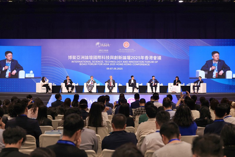 vivo出席博鳌亚洲论坛国际科技与创新论坛2025年香港会议，共话人工智能未来图景