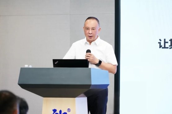 郎酒内部讲话：稳人心方能稳价格，行业承压下打出第一枪