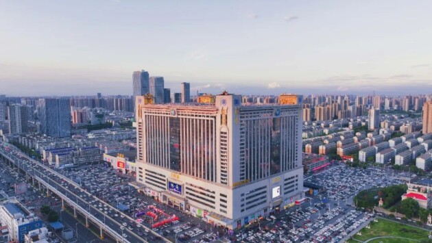 万家丽地铁儿童用品城：一站购齐成长所需，亲子时光更惬意