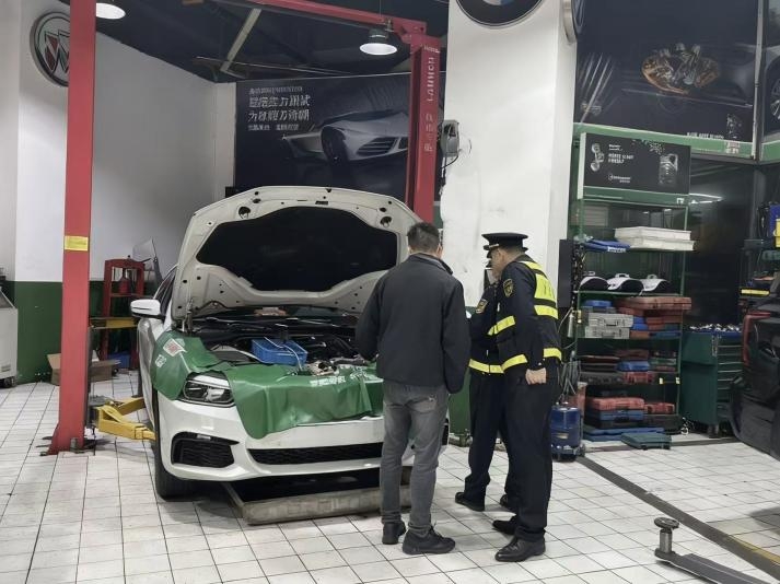 冒充品牌售后维修新能源车被查