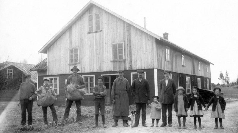 从马鞍到卧榻，瑞典顶级手工床具海丝腾的奢睡传奇